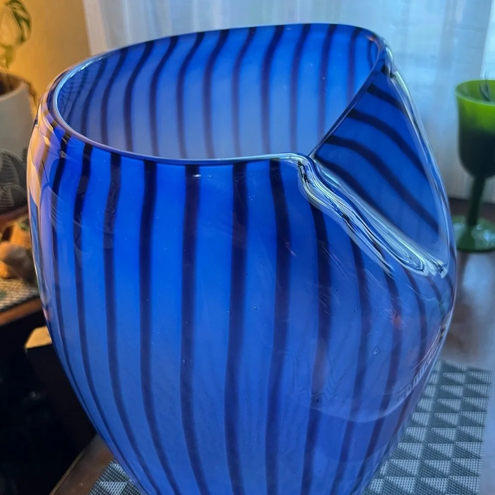 Rare Z Gallerie Art Glass Vase Urchin Blue and Black Stripes 7.5 LBS